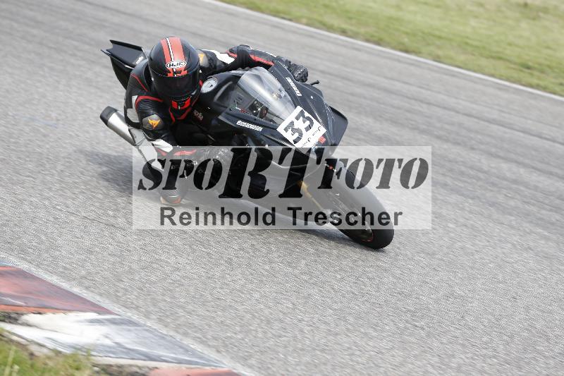 /Archiv-2025/07 19.04.2025 Speer Racing ADR/Gruppe rot/33